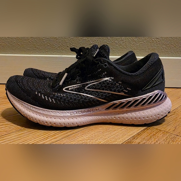 Brooks Women's 7 Glycerin GTS 19 Black and Pink Running Shoes EUC - Picture 4 of 12